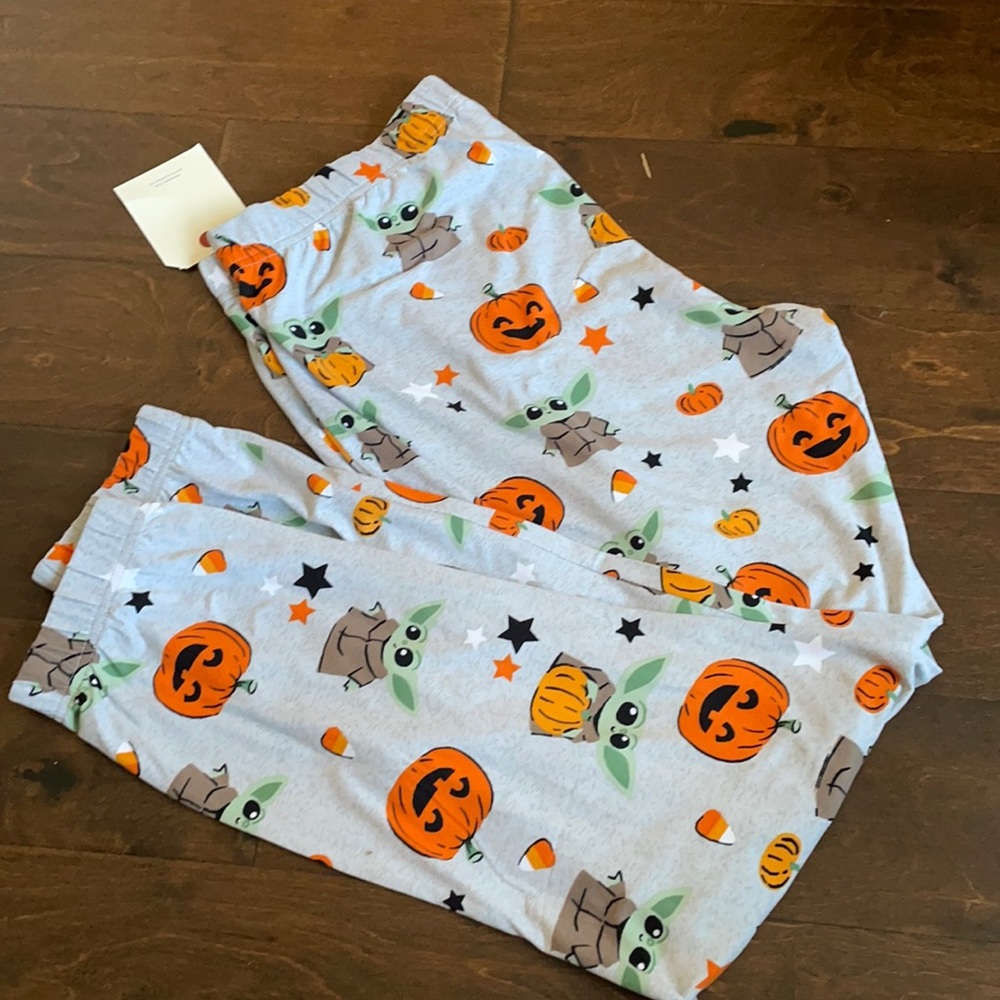 Star Wars baby yoda pumpkin pajama pants sz L